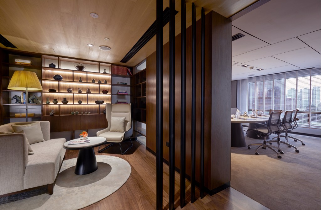R Club Lounge Studio & Meeting Room - Copy